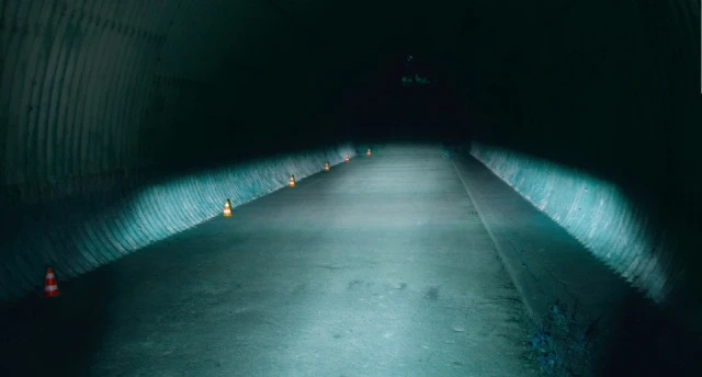 B&M IQ Cyo Premium Elektrofahrrad Scheinwerfer 80 Lux Mit Rücklichtanschluss Und Schalter - 1752Q42/ – Bild 2